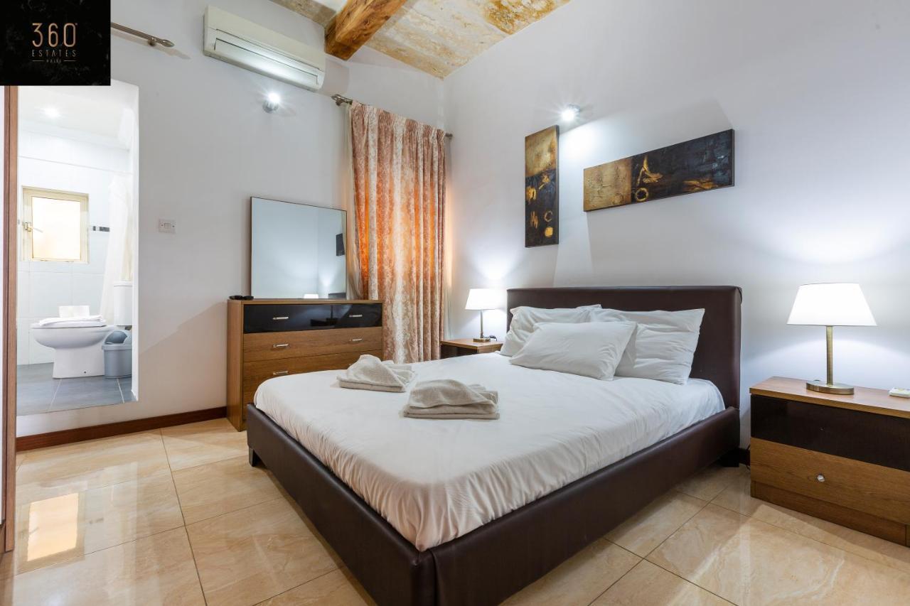 Seafront - Top Location, Top Floor With Wifi & Ac By 360 Estates วัลเลตตา ภายนอก รูปภาพ