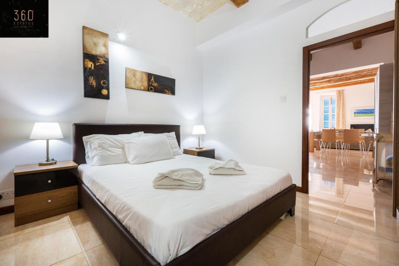 Seafront - Top Location, Top Floor With Wifi & Ac By 360 Estates วัลเลตตา ภายนอก รูปภาพ